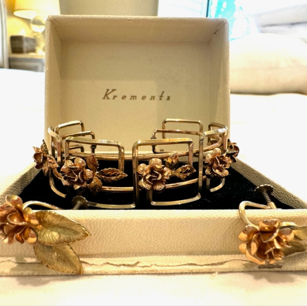 Krementz bracelet and earrings set